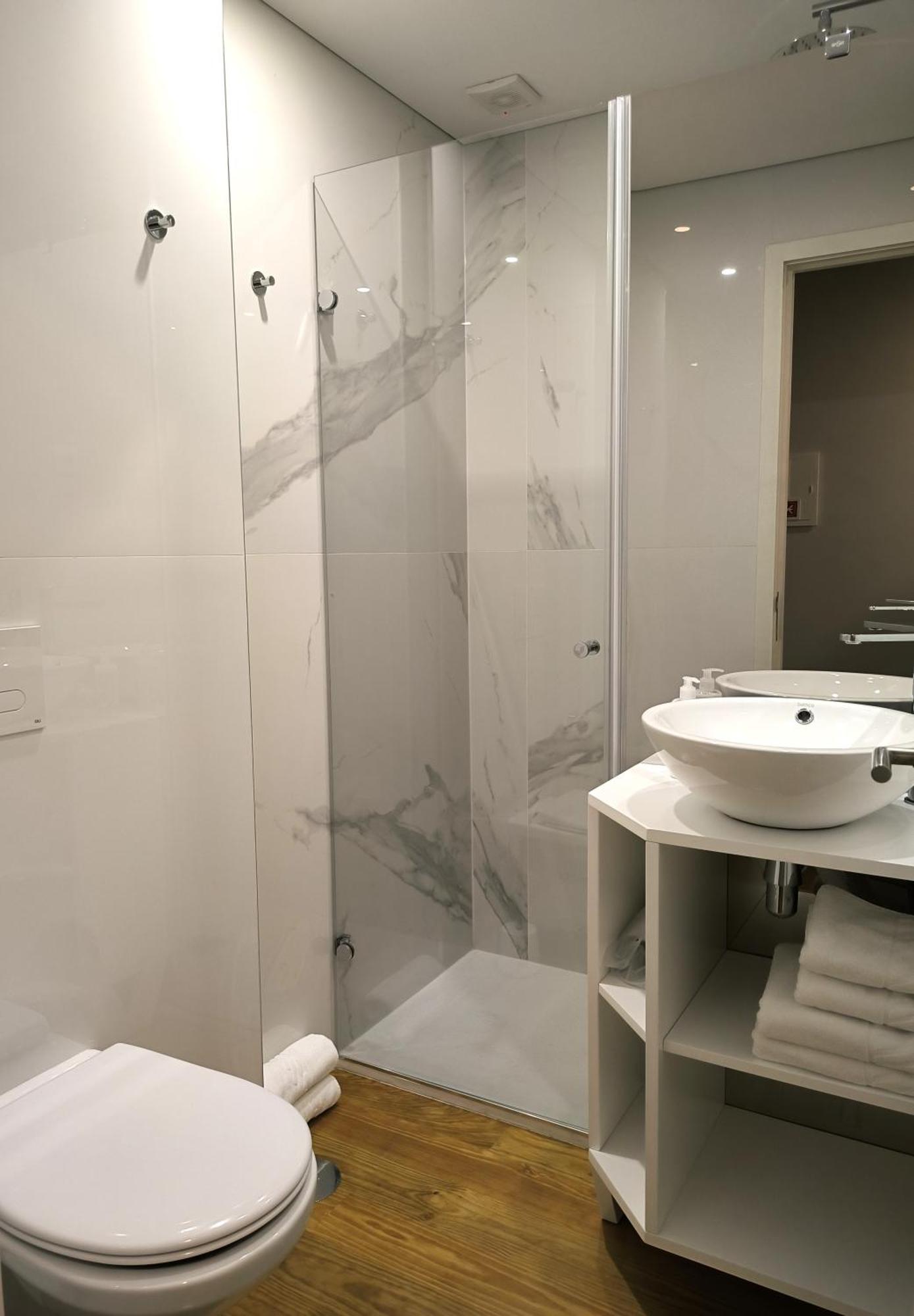 Domi Suites & Studios Guimarães Buitenkant foto